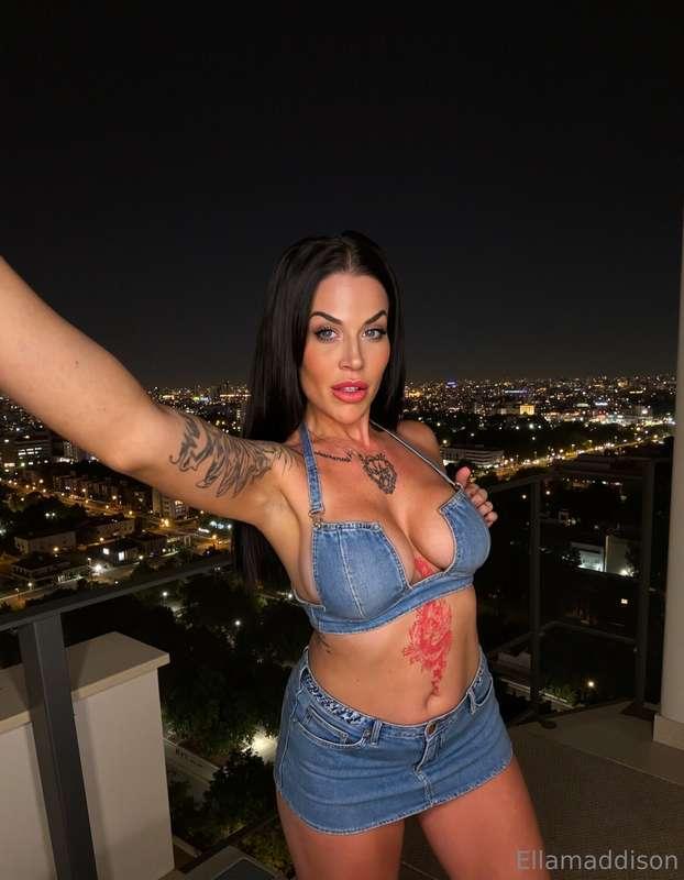 Where would you take me baby? Dinner? on a plane?? x