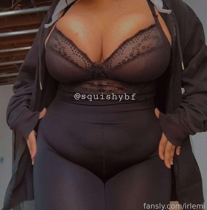 ♡ 

#shortstack #squishybf #squishy #soft #short #stack #lingere #lace #seethrough #boob #goon #male #poc #thick