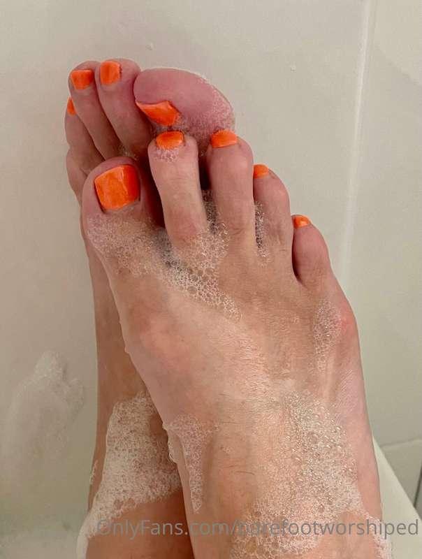 Soapy toes...want to dry them off?  👅