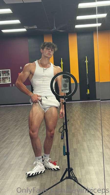 kevinbiceps image #2