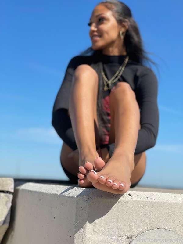 The craving you can’t seem to satisfy 🥴

What are some poses..