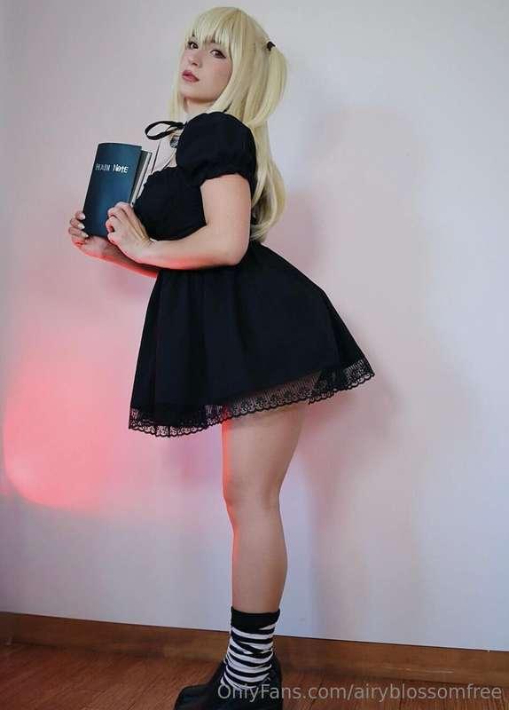 do you like my blonde hair?