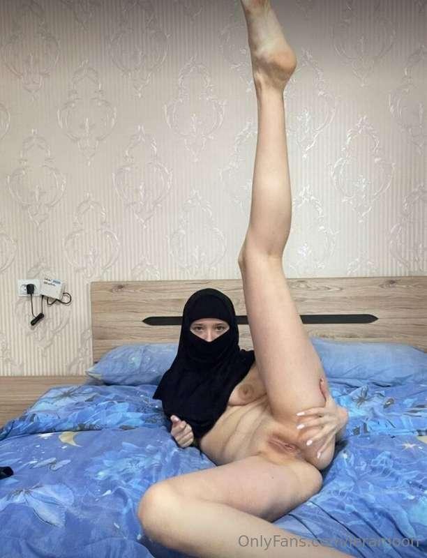 # @dinara_mus🌹 @dinara_mus ✨I need your dick, I will lick yo..