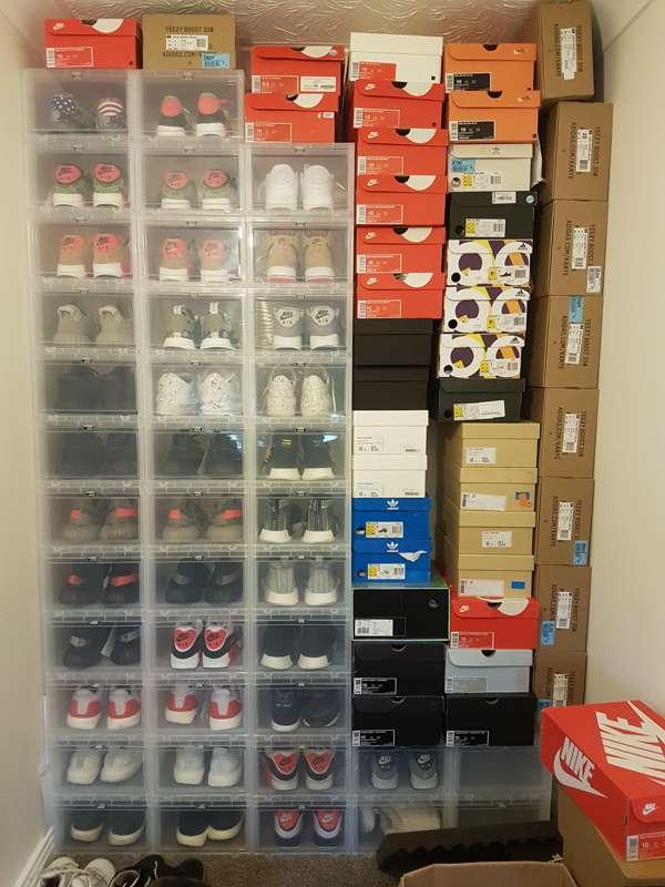The Start of My Sneaker Collection 🤔

#SmellMyKicks
#FootFet..