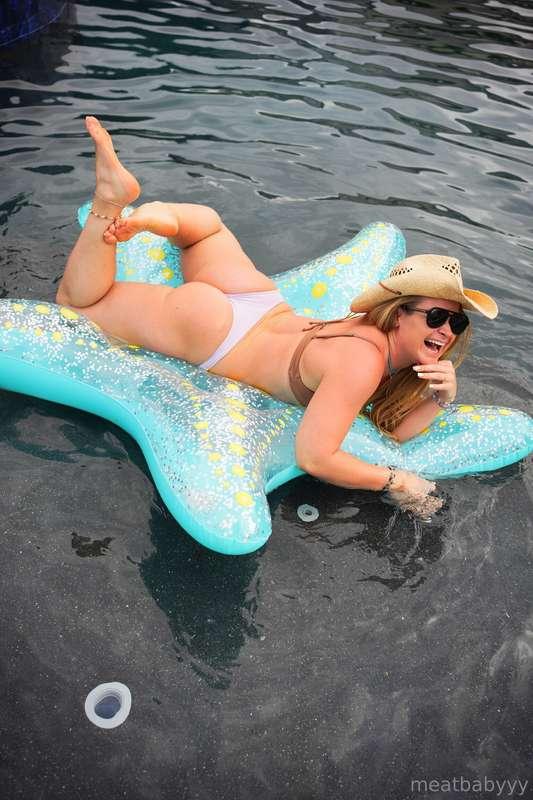 yesterday was my birthday ⚡️