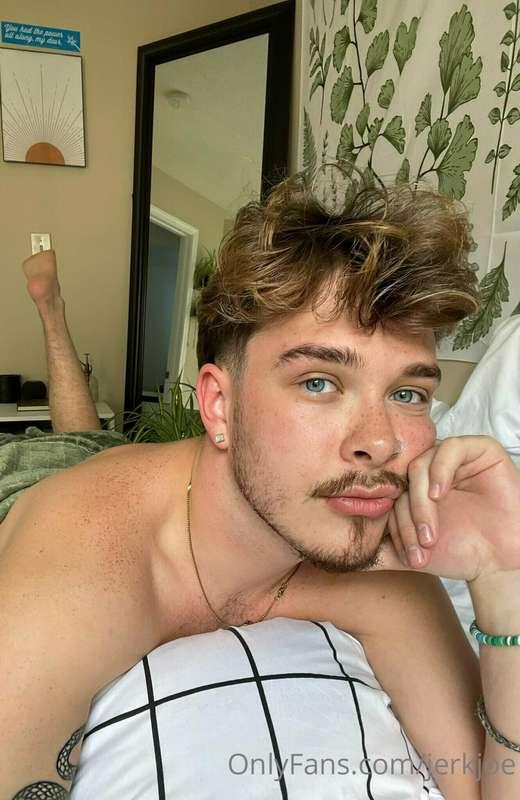 selfie before I shaved and then my cock and hole