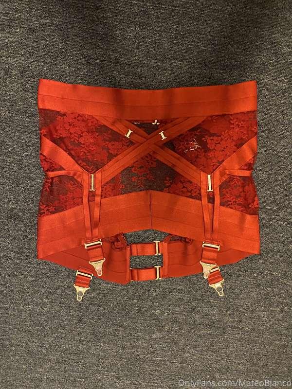 Subscriber sent lingerie he’d like to see me in for Mother’s..