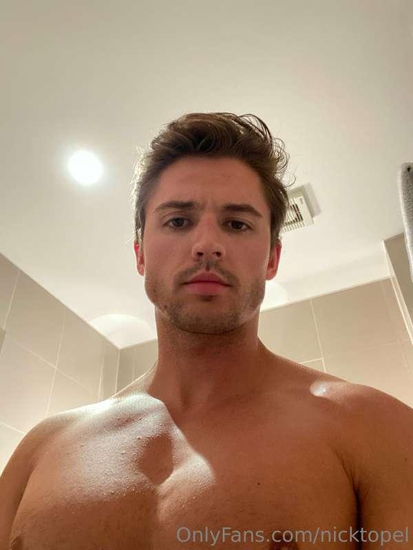 All of your moms don’t know, your daddy’s getting hot for th..