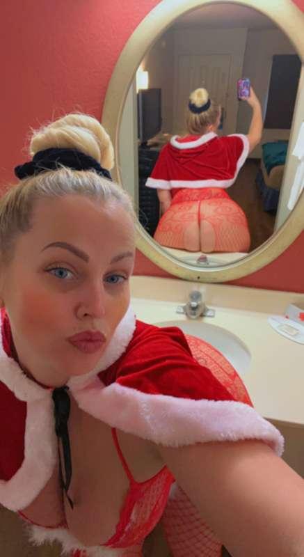 🤶😍 Santa baby booty