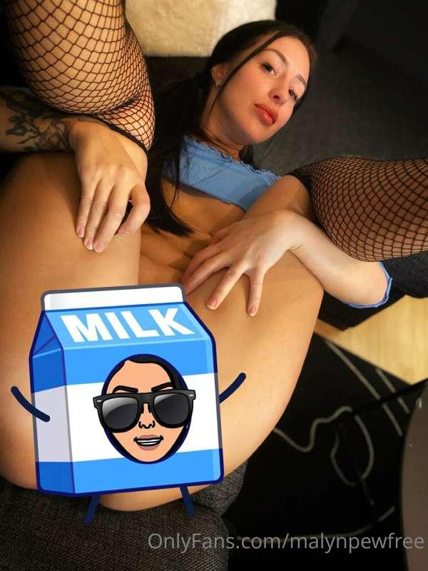 Ny video upclose av fitta på VIP 🦋 https://onlyfans.com/maly..