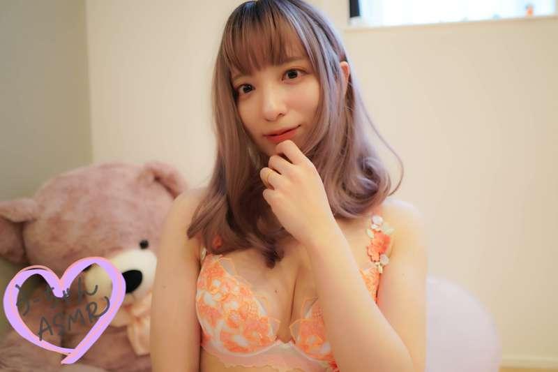 It's a new lingerie photo❤️