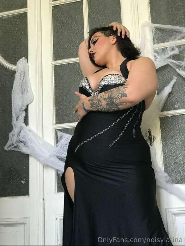 Do you want to play with your bitch?💧