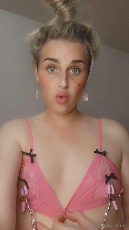 angela_allure image #0