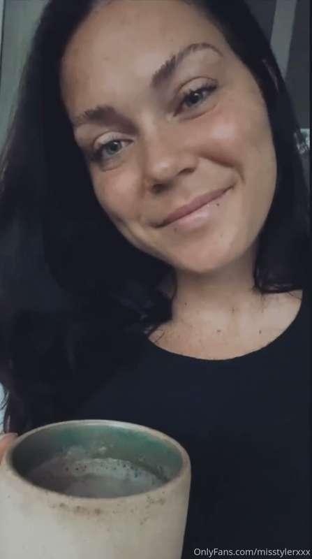 But first..... COFFEE❤️❤️😘