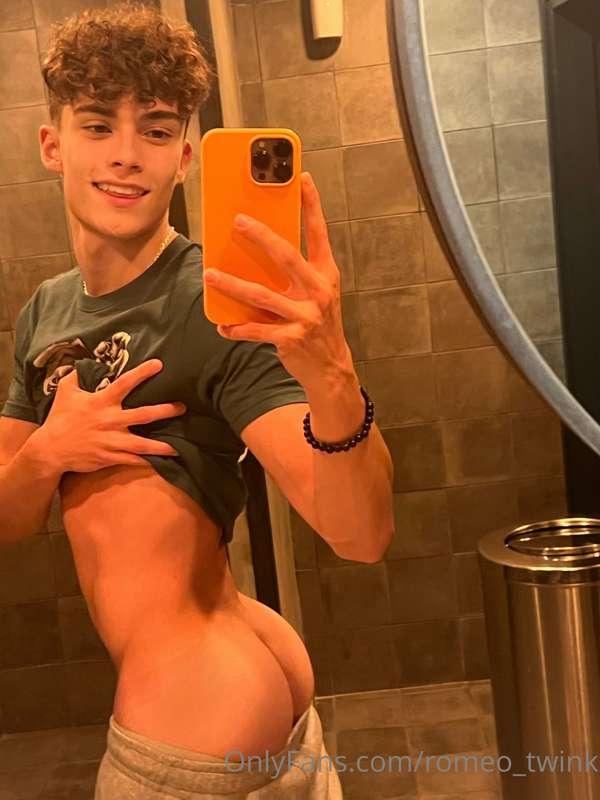 Find me in the bathroom 😜