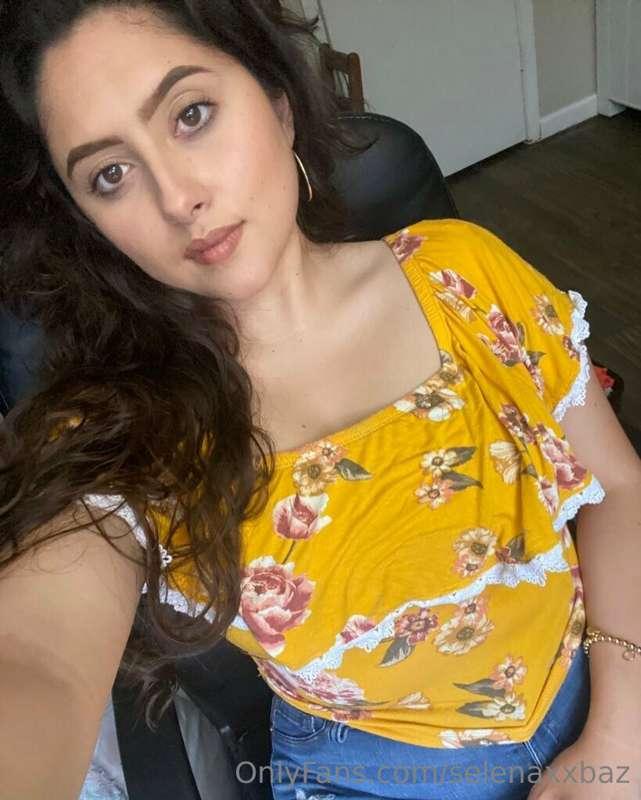 2 spots left on @selenaxbaz