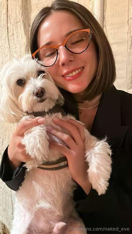 Kisses from both of us! 💋