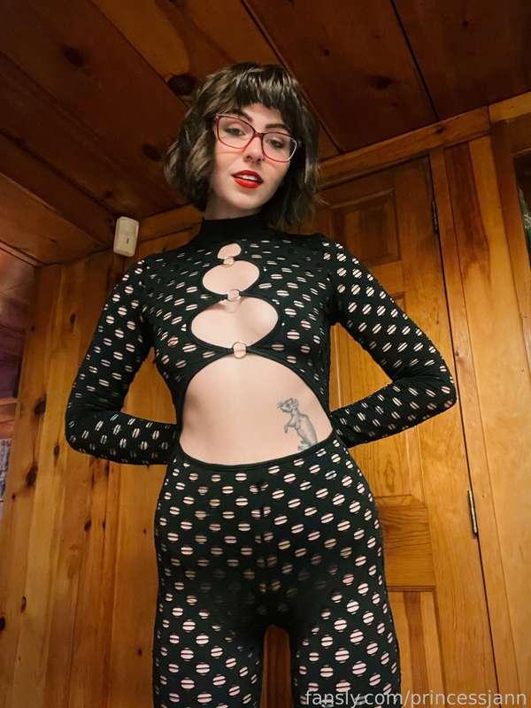 I AM PORN PERFECTION. I AM YOUR GOD.