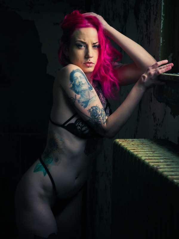 ladylazarusfree image #0