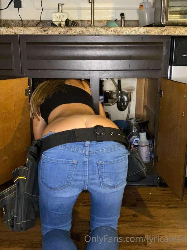 Came to fix the leak 😜