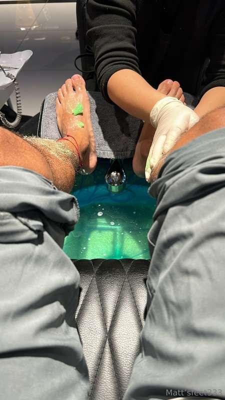 Bet you guys wish you were the ones cleaning my feet