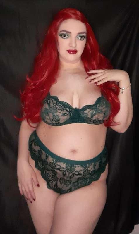 Poison Ivy Lingerie Photos