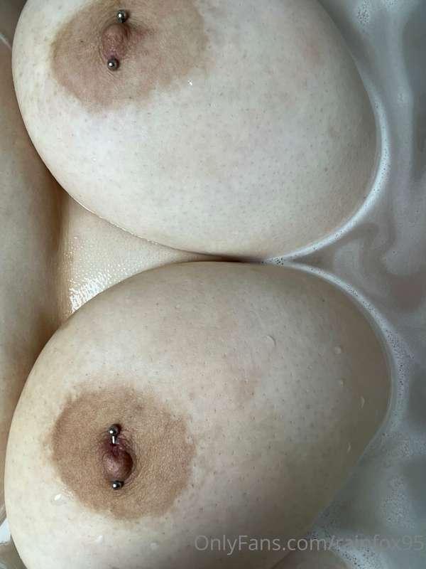 Booby Bath Fun