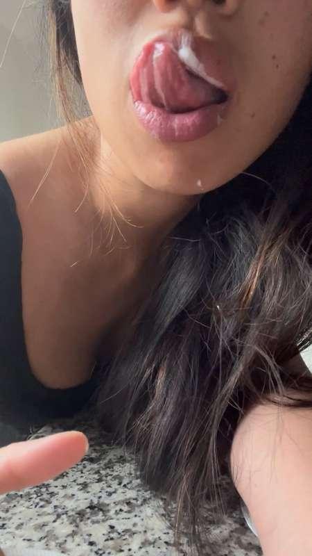 Yoghurt finger licking good