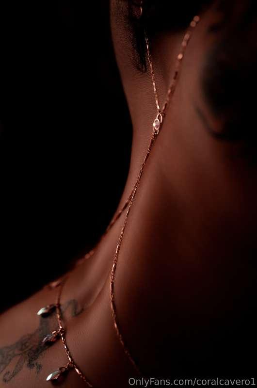 Body Chains & Tatoos 🖤✔️