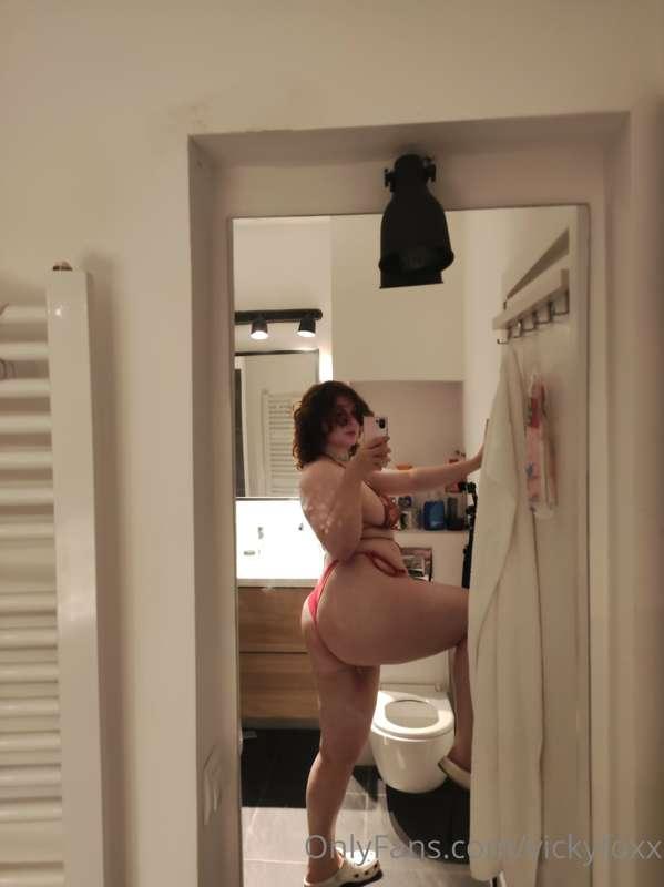vickyfoxx image #5