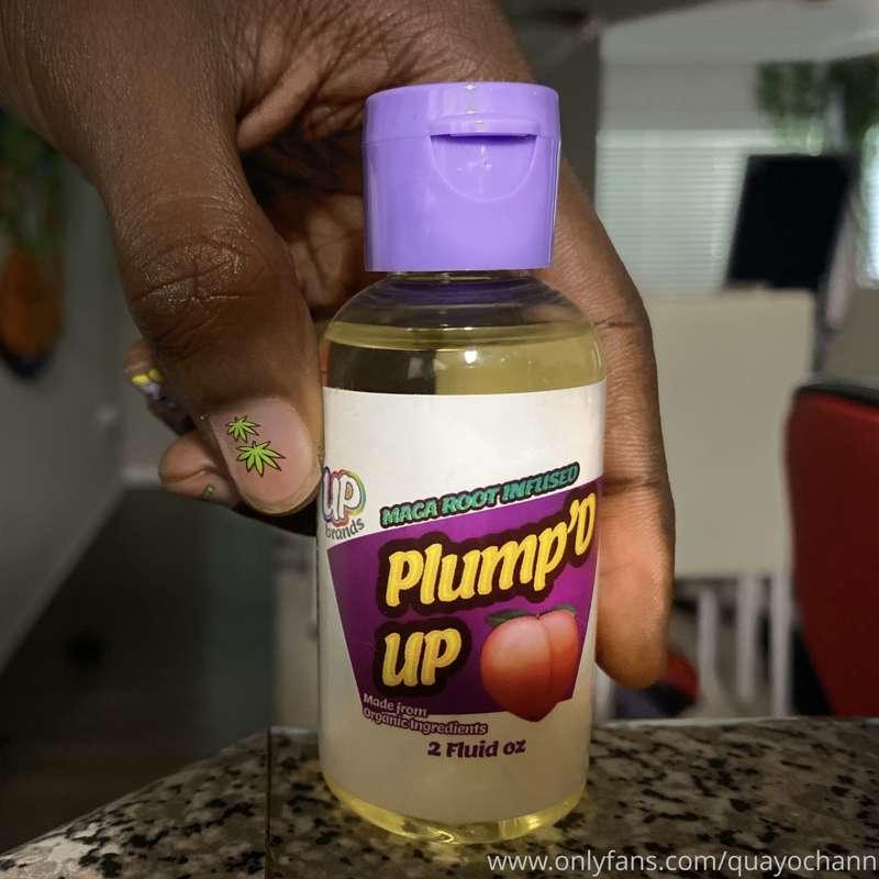 Comment if you wanna see a video of me rubbing oil on this b..