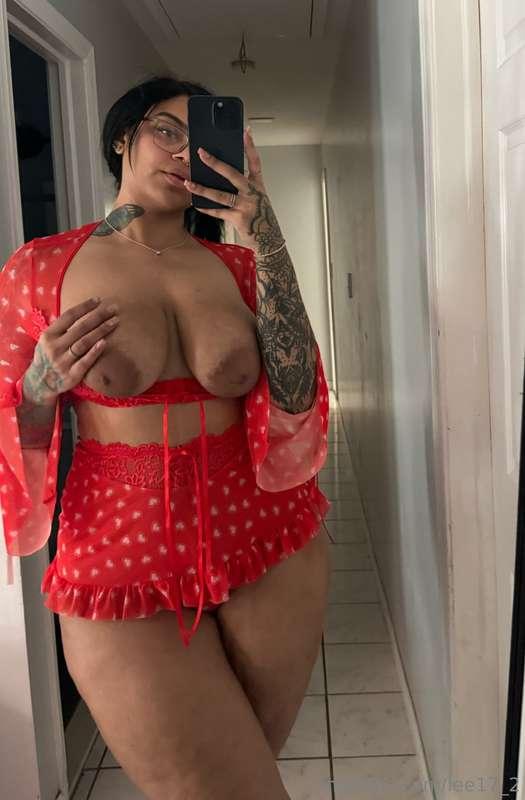 MILF titties for u to suck on