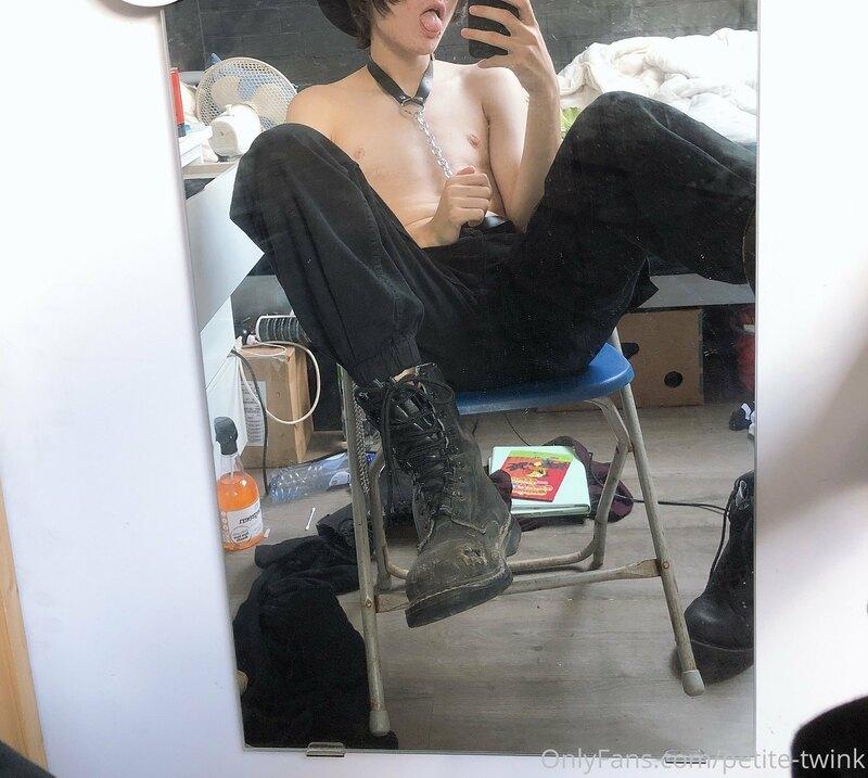 petite-twink image #0