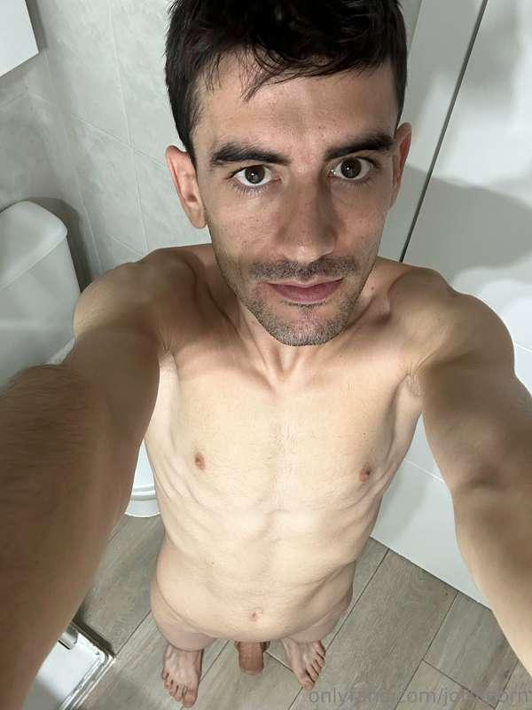 Como va vuestra tarde NiñosPoller!!!! 😏 Yo entrando en la du..