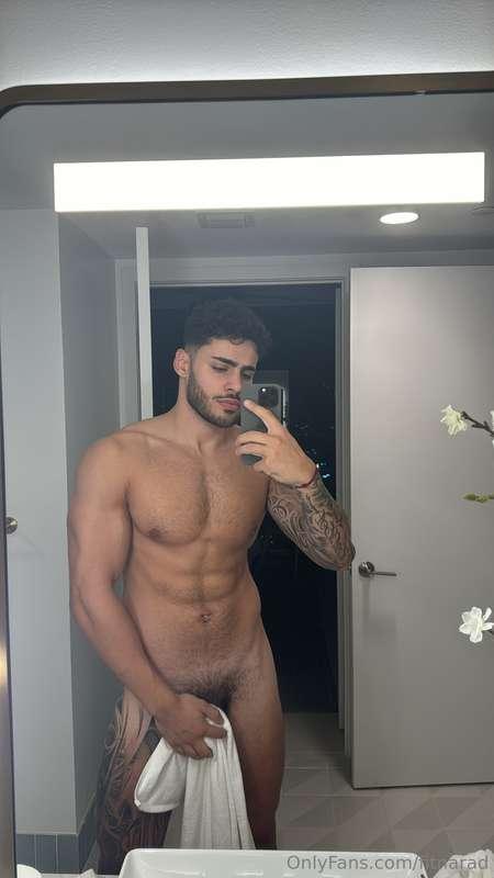 one look and you’re already mine