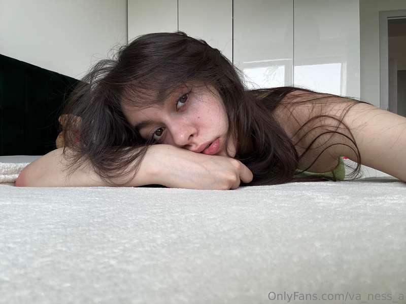 Feeling cute and a little bit naughty today 😇📸 What are you ..