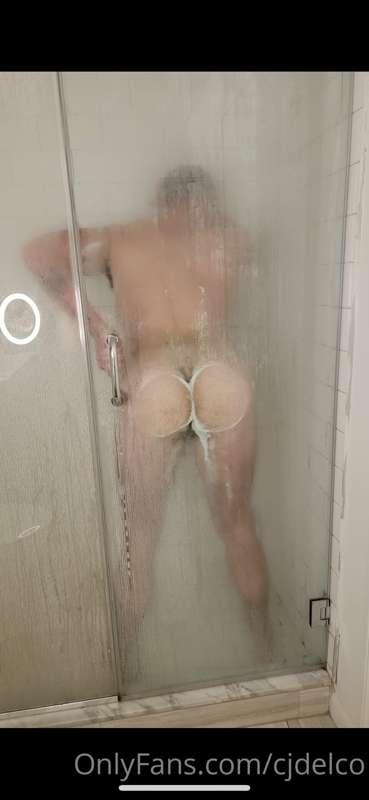 Dying to get my ass worshipped