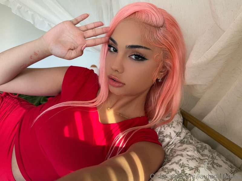 Red really might be my color, don’t you think? 😋
