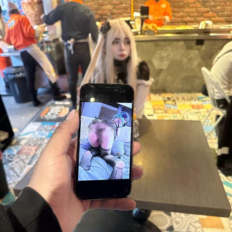 🤳🥵