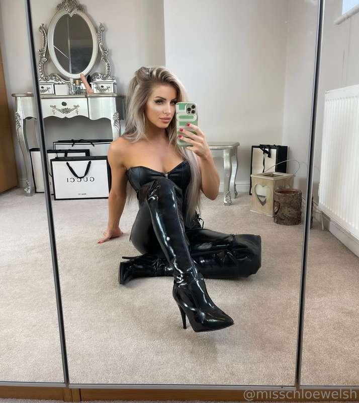 # Craving for one or two orgasms right now 👀
