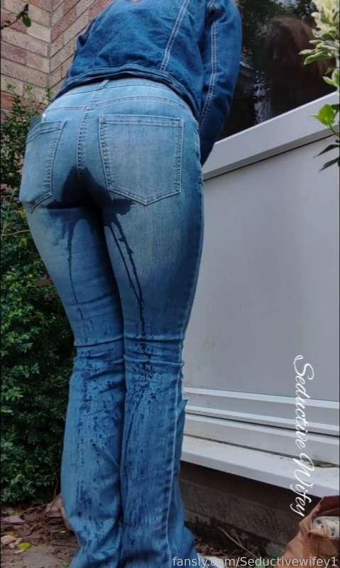 seductivewifey1 image #0