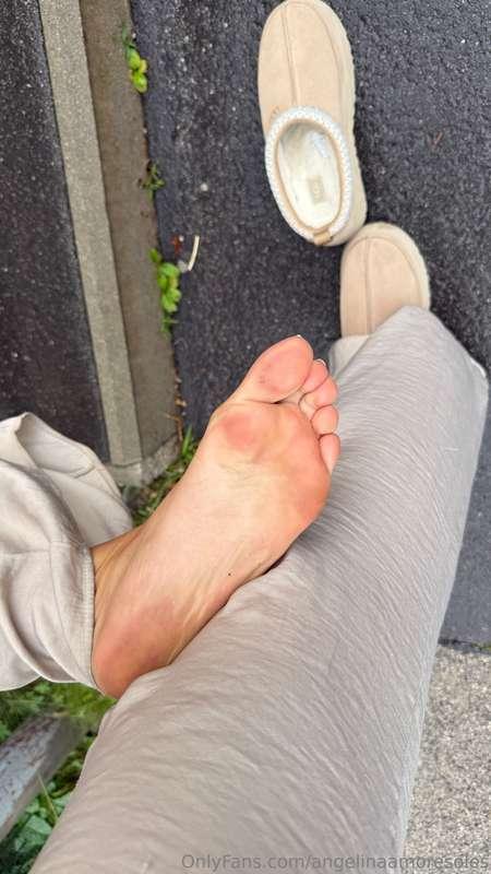 Dirty soles after taking off my UGGs? 😛