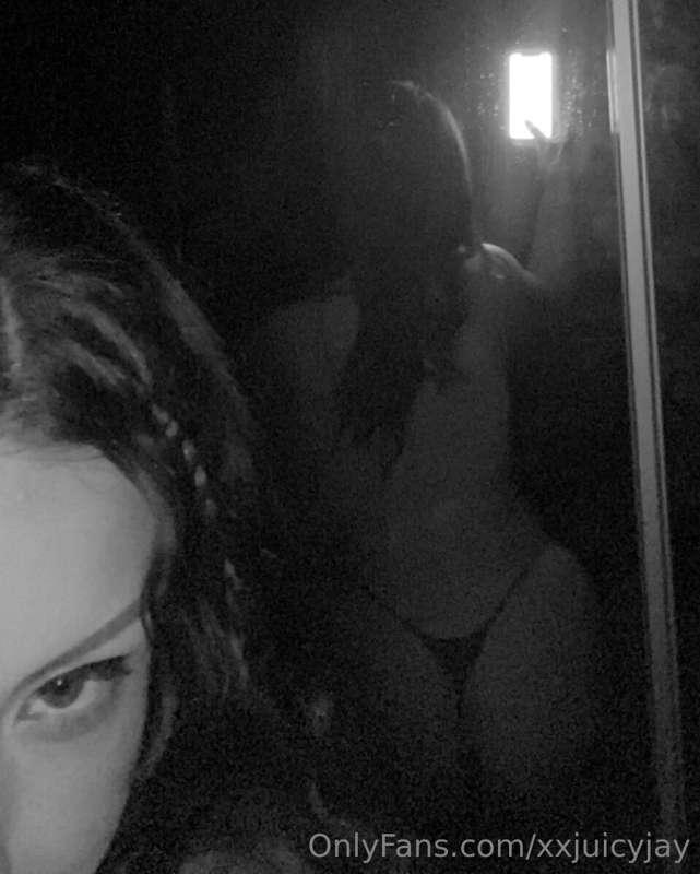 Peek a boo………..
