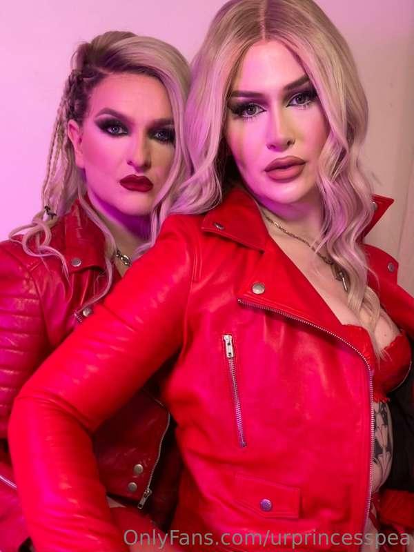 What are you looking at? xx @bratpunk And I Would bully you ..