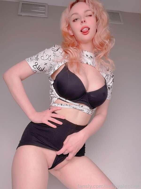 hellyvalentine image #36
