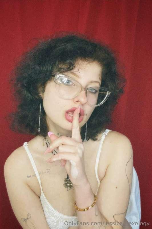 I keep our secrets a secret 😈😈😈
