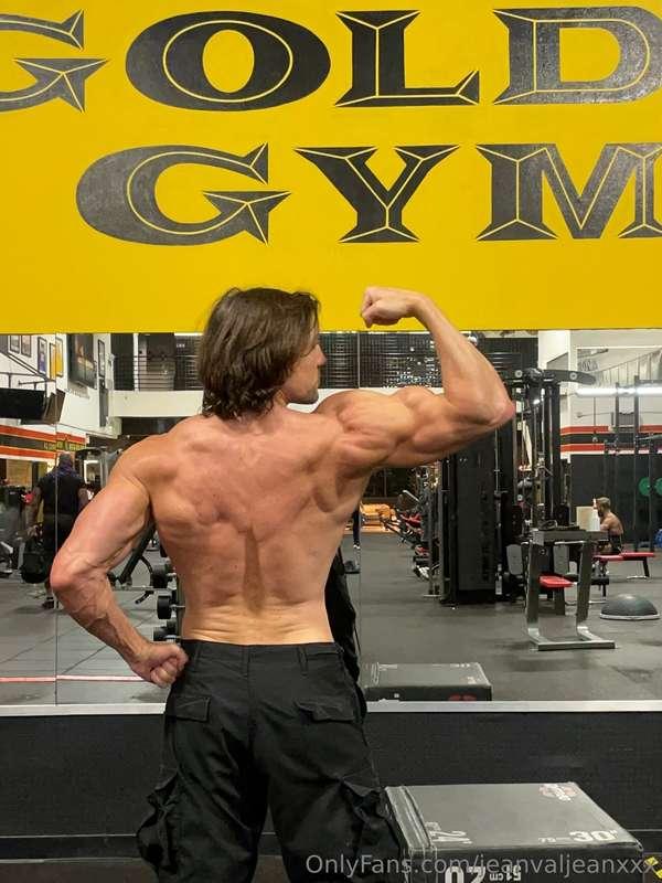 Kiss from The Gym 🎈❤️😘🔥⚡️✨