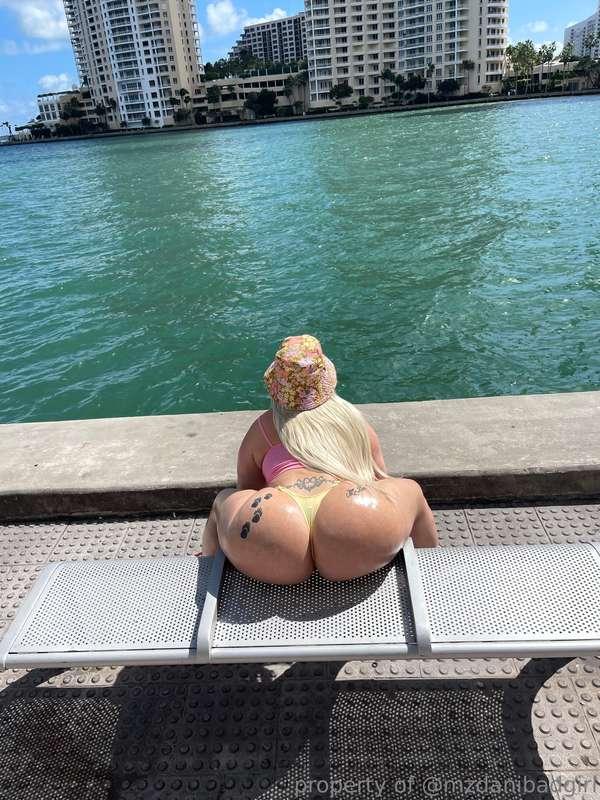 mzdanibadgirl image #0