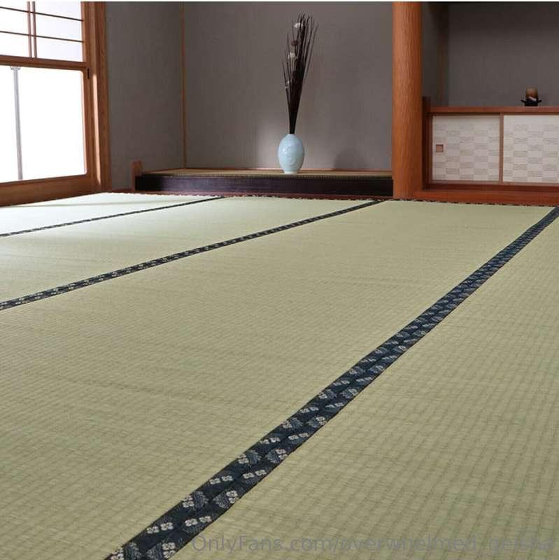 I want to get fucked hard. Face down on the tatami. Comment ..