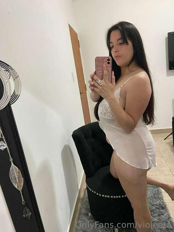 Do you like what you look in the mirror? 😳🤭